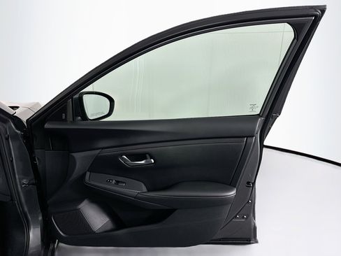 Used 2024 Nissan Sentra SV image 29