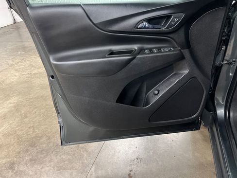 Used 2021 Chevrolet Equinox LT AWD/4WD image 27