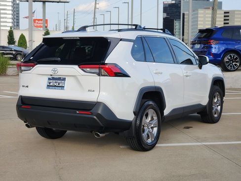 Used 2023 Toyota RAV4 XLE w/ Convenience Package FWD image 7