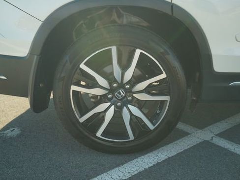 Used 2019 Honda Pilot Touring image 43