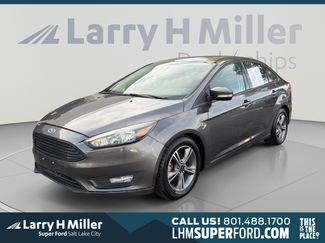 Used 2018 Ford Focus SE w/ SE Appearance Package FWD video 1