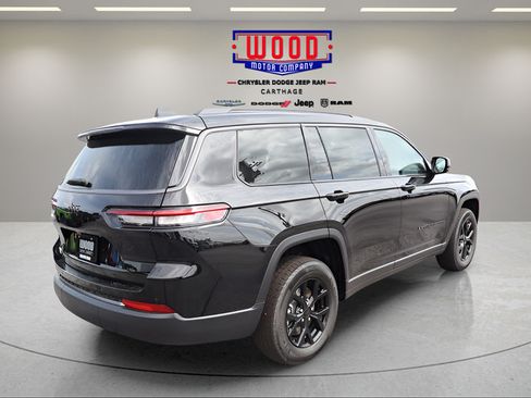 New 2026 Jeep Grand Cherokee L 4WD image 3