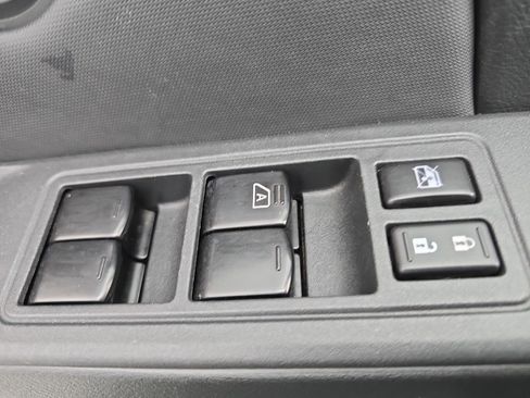 Used 2022 Nissan Frontier Pro-X image 26