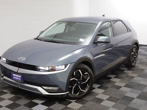 Used 2022 Hyundai Ioniq 5 SE image 2