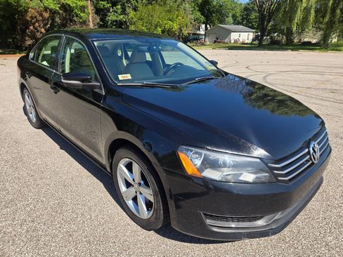 Used 2013 Volkswagen Passat 2.5 SE FWD image 13