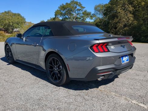 New 2025 Ford Mustang Premium RWD image 5