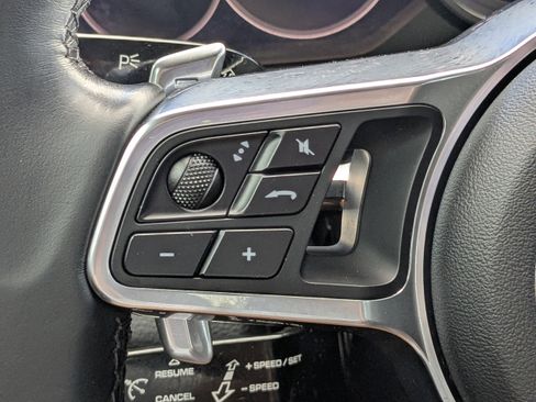 Used 2018 Porsche Panamera 4S w/ Premium Package Plus image 28