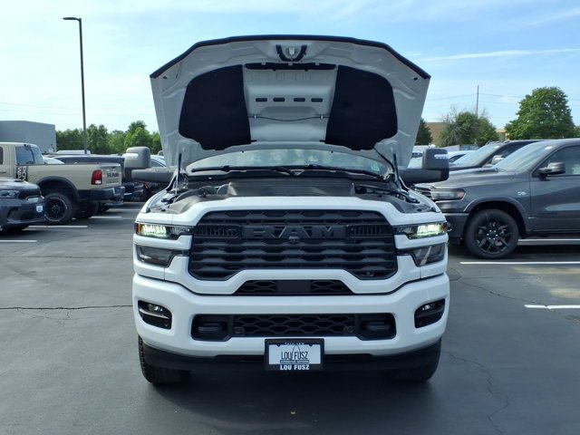 New 2026 RAM 3500 Big Horn AWD/4WD image 20