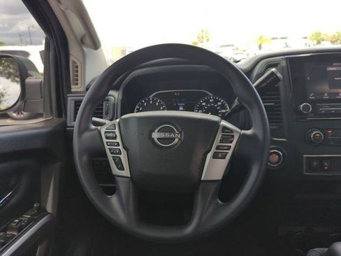 Certified 2023 Nissan Titan SV RWD image 25