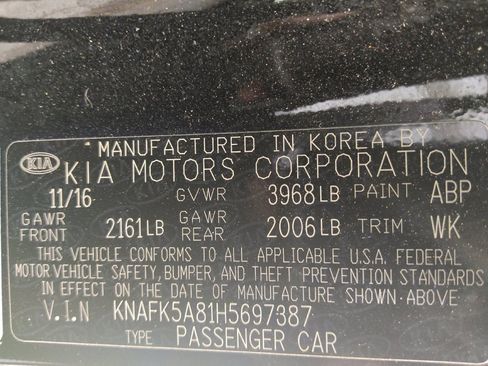 Used 2017 Kia Forte LX FWD image 33