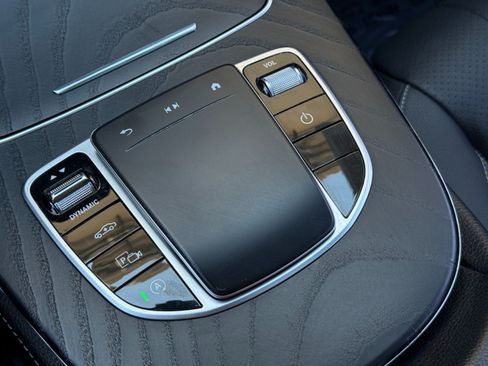 Used 2021 Mercedes-Benz E 350 Sedan w/ Premium Package image 34