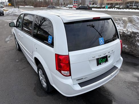 Used 2015 Dodge Grand Caravan SE w/ Quick Order Package 29E SE image 12