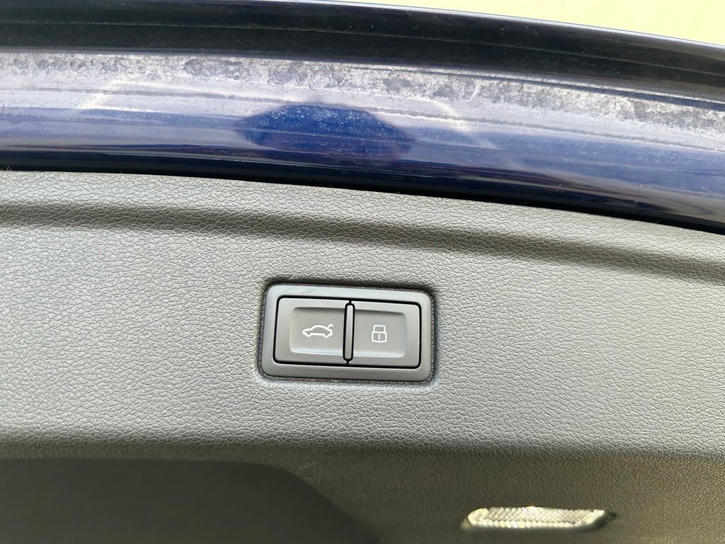 Used 2025 Audi A5 2.0T Premium Plus AWD/4WD image 32