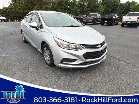 Used 2017 Chevrolet Cruze LS FWD image 1