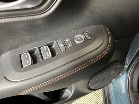 Certified 2024 Honda HR-V Sport image 29