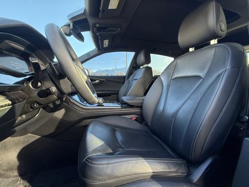 Used 2021 Audi Q8 Premium Plus image 10