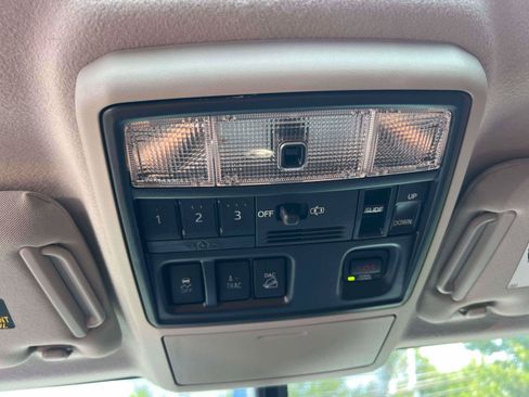 Used 2019 Toyota 4Runner Limited AWD/4WD image 24