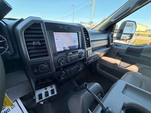 Used 2021 Ford F250 XL w/ Power Equipment Group image 12