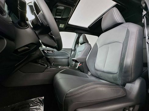 Certified 2026 Subaru Forester Touring w/ Touring Package AWD/4WD image 19