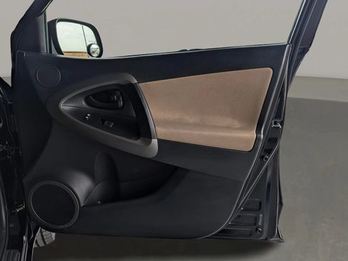 Used 2010 Toyota RAV4 2WD w/ 3rd Row image 17