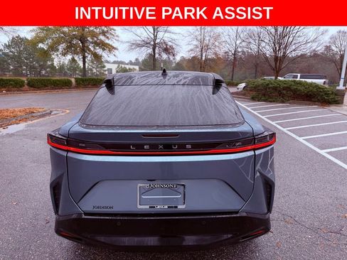 Certified 2023 Lexus RZ 450e Premium w/ Accessory Package (A2) image 6