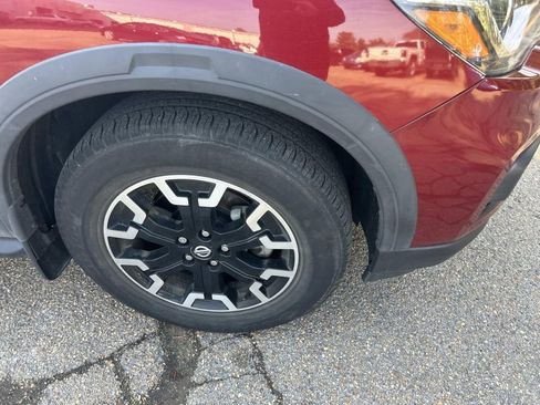 Used 2020 Nissan Pathfinder SV w/ Rock Creek Edition image 11