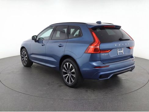 Certified 2024 Volvo XC60 B5 Core w/ Protection Package Premier AWD/4WD image 3