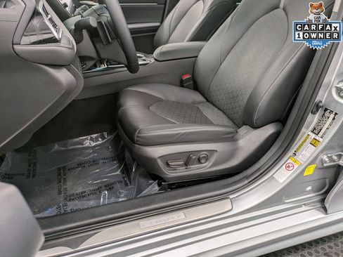 Used 2018 Toyota Camry XSE w/ Driver Assist Package FWD image 11