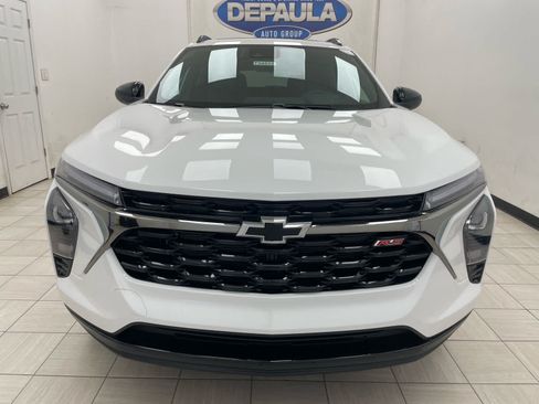 New 2026 Chevrolet Trax RS w/ Sunroof Package FWD image 17