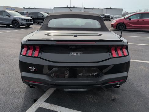 Used 2024 Ford Mustang GT Premium image 5