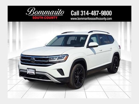 Used 2023 Volkswagen Atlas SE AWD/4WD image 1