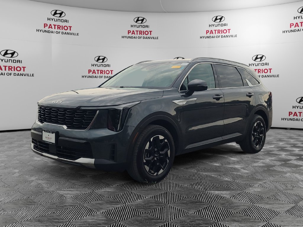 Used 2025 Kia Sorento S FWD image 7