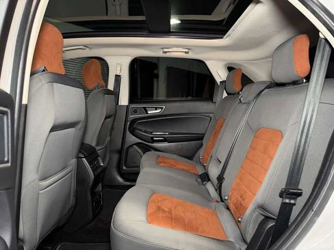 Used 2018 Ford Edge SEL w/ Equipment Group 201A FWD image 20
