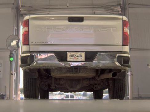 Used 2020 Chevrolet Silverado 2500 LT w/ All Star Edition AWD/4WD image 4