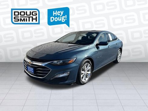 Used 2024 Chevrolet Malibu LT FWD image 3
