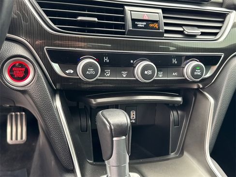 Used 2020 Honda Accord Sport image 30