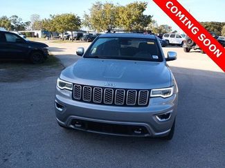 Used 2018 Jeep Grand Cherokee Overland video 1