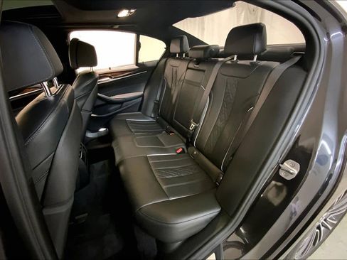 Used 2019 BMW 530i xDrive w/ Executive Package image 20