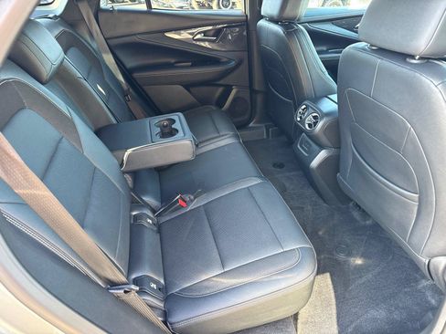 Used 2024 Chevrolet Blazer EV LT AWD/4WD image 19
