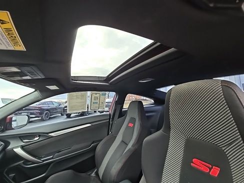 Used 2018 Honda Civic Si image 15