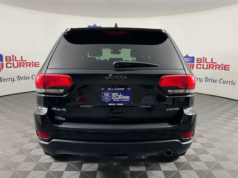 Used 2017 Jeep Grand Cherokee Limited AWD/4WD image 4