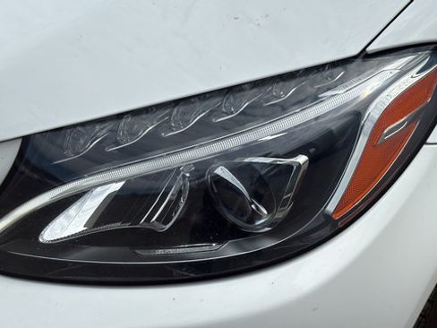 Used 2015 Mercedes-Benz C 300 Sedan image 27