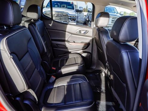 Used 2023 GMC Acadia Denali w/ Denali Ultimate Package AWD/4WD image 20