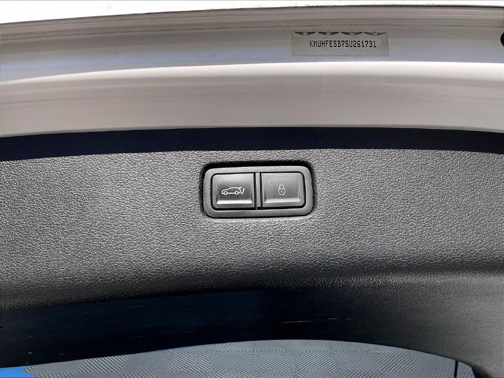 Used 2025 Genesis GV80 2.5T Standard AWD/4WD image 36