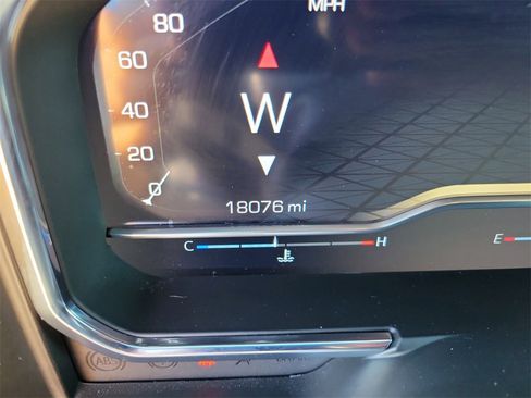 Used 2024 GMC Sierra 1500 AT4X image 33