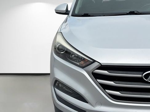 Used 2018 Hyundai Tucson SEL Plus FWD image 9
