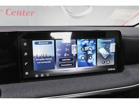 New 2026 Nissan Kicks SV w/ Charging Package image 21