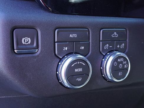 New 2026 GMC Sierra 1500 Elevation image 18