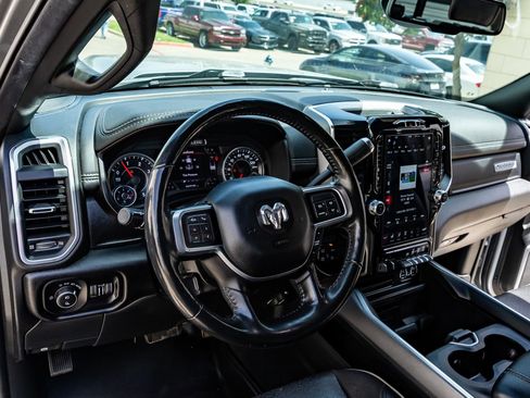 Used 2020 RAM 2500 Laramie AWD/4WD image 17