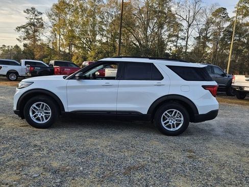 New 2026 Ford Explorer Active image 4